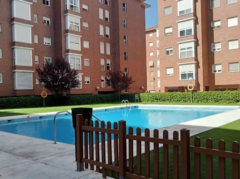 Swimming pool of Flat for sale in  Madrid Capital  with Air Conditioner