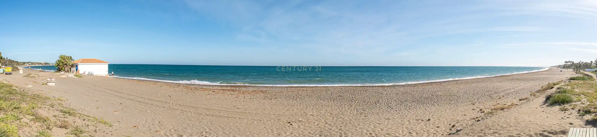 Casa adosada en venta en Estepona con Aire acondicionado, Trastero y Piscina comunitaria