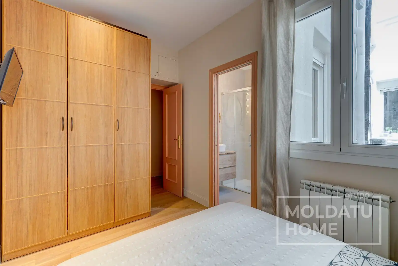 Bedroom of Flat for sale in Donostia - San Sebastián   with Air Conditioner and Heating