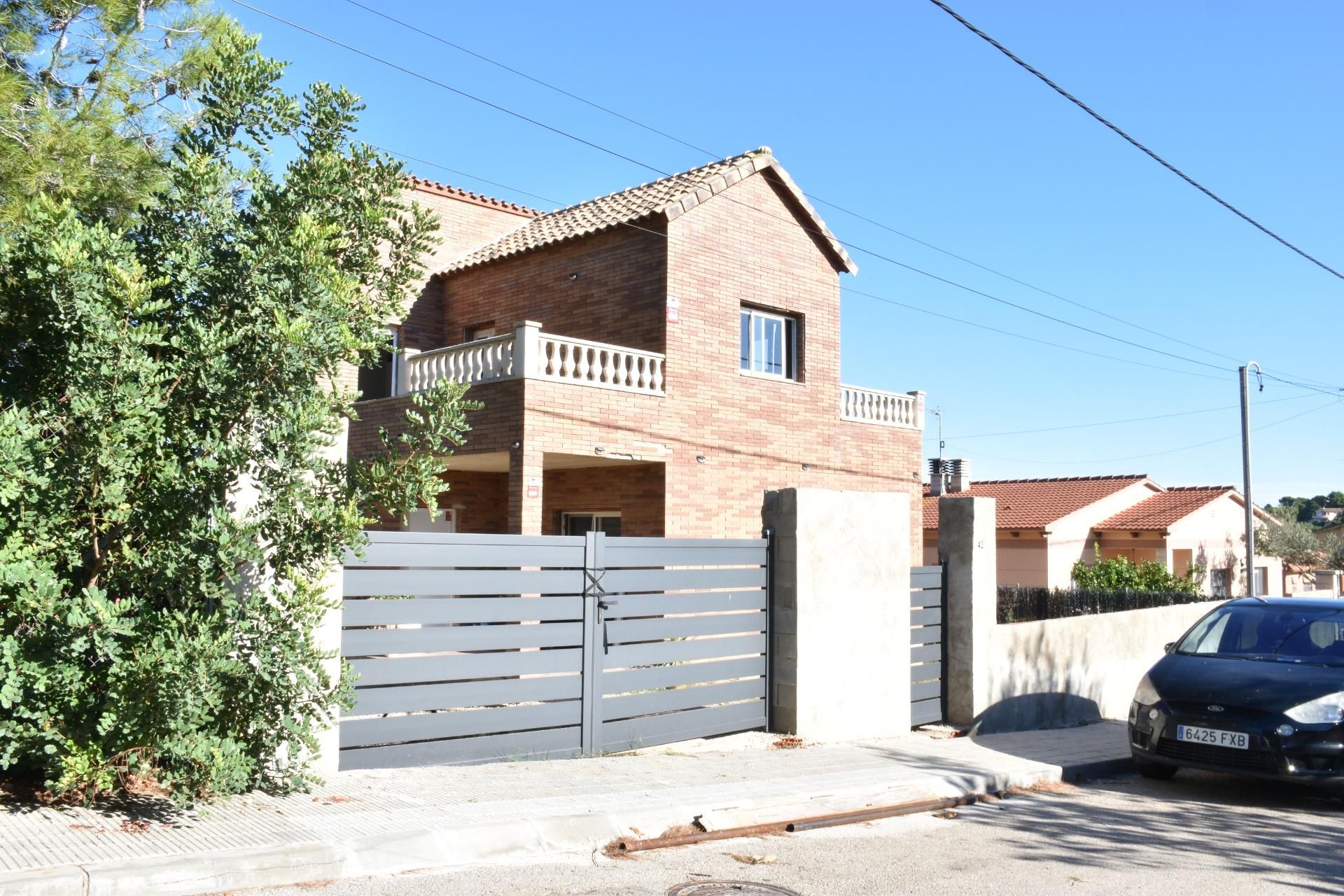 Vista exterior de Casa o chalet en venta en Calafell con Jardín privado, Terraza y Balcón