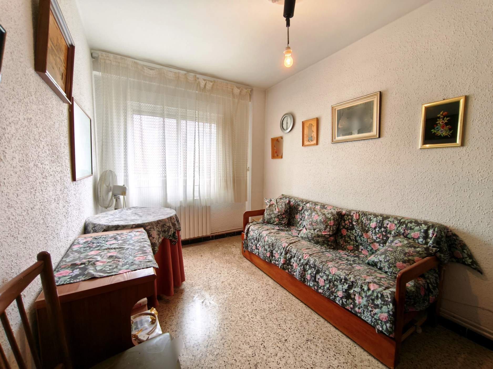 Bedroom of Flat for sale in  Zaragoza Capital  with Air Conditioner, Heating and Terrace