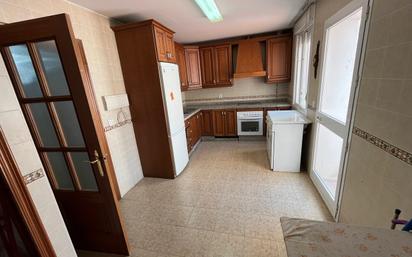 Kitchen of Single-family semi-detached for sale in Villafranca de Córdoba  with Air Conditioner, Terrace and Furnished