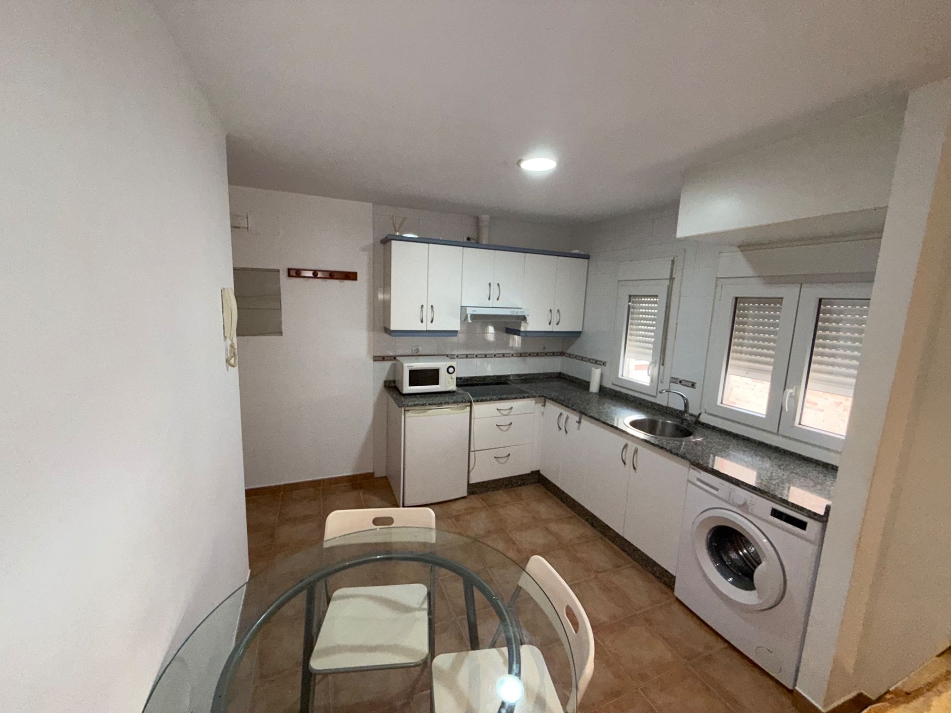 Cuina de Loft de lloguer en Ponferrada amb Moblat