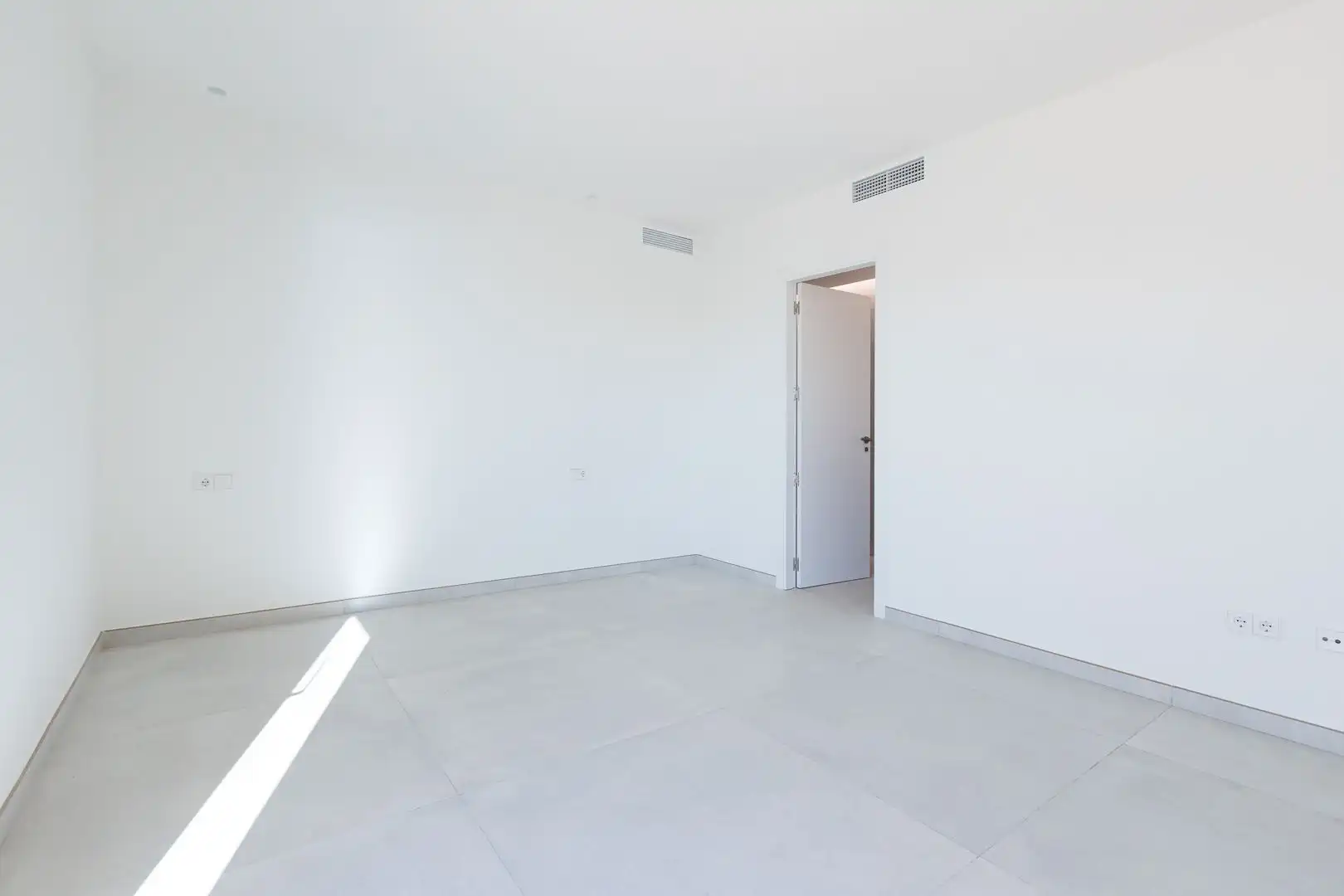 Houses for sale in Jávea / Xàbia  with Air Conditioner, Heating and Private garden