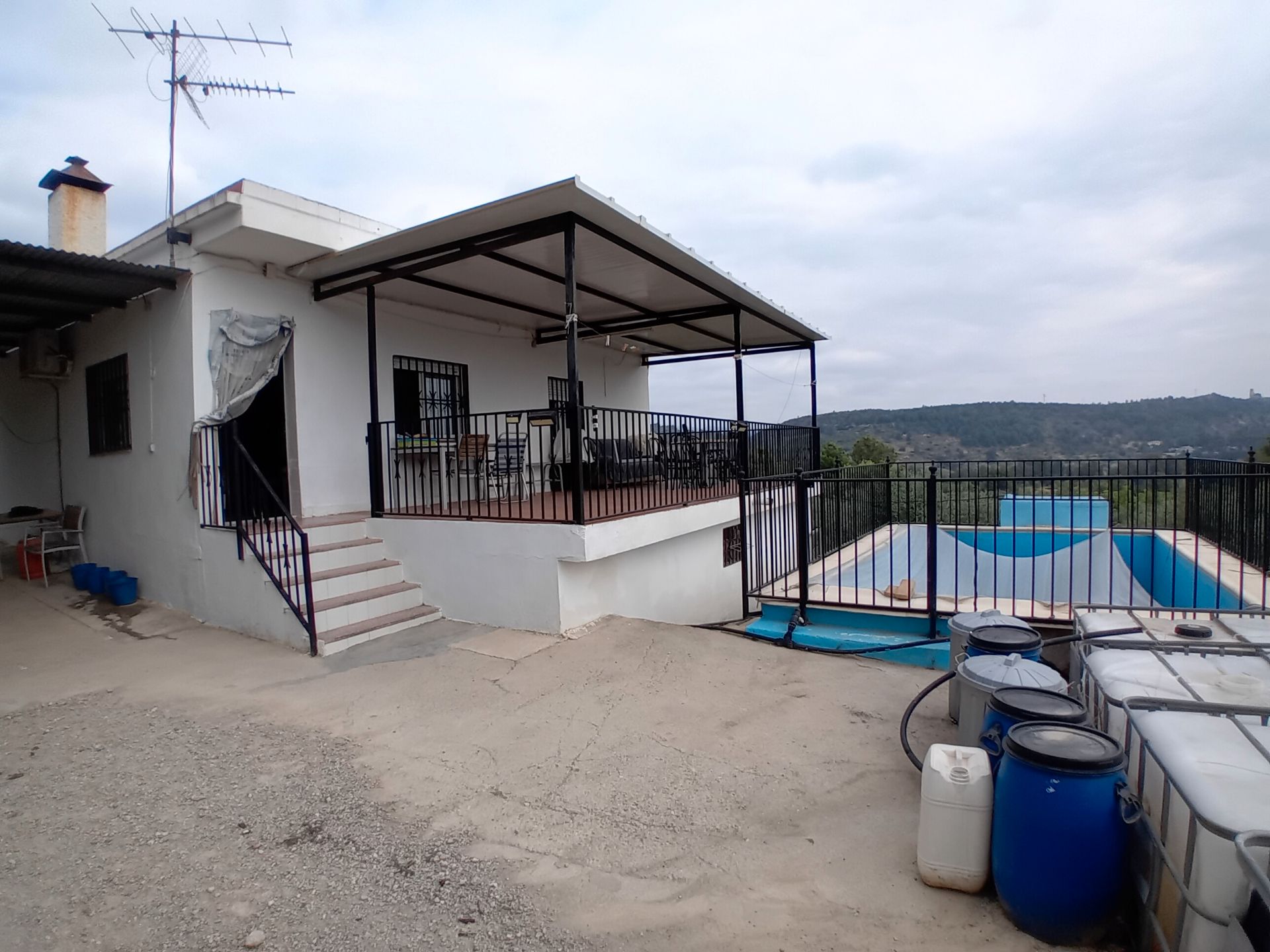 Terrassa de Casa o xalet en venda en Macastre amb Terrassa, Traster i Piscina