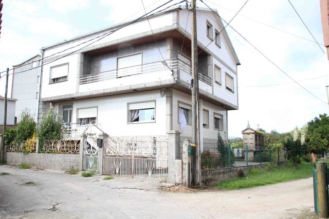 Casa-chalet en Venta en Lugar Palomar de Abaixo en Padrón