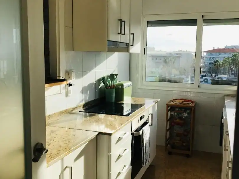 Appartement compact à vendre à Carrer Ventura Gassol 2, imagen 4