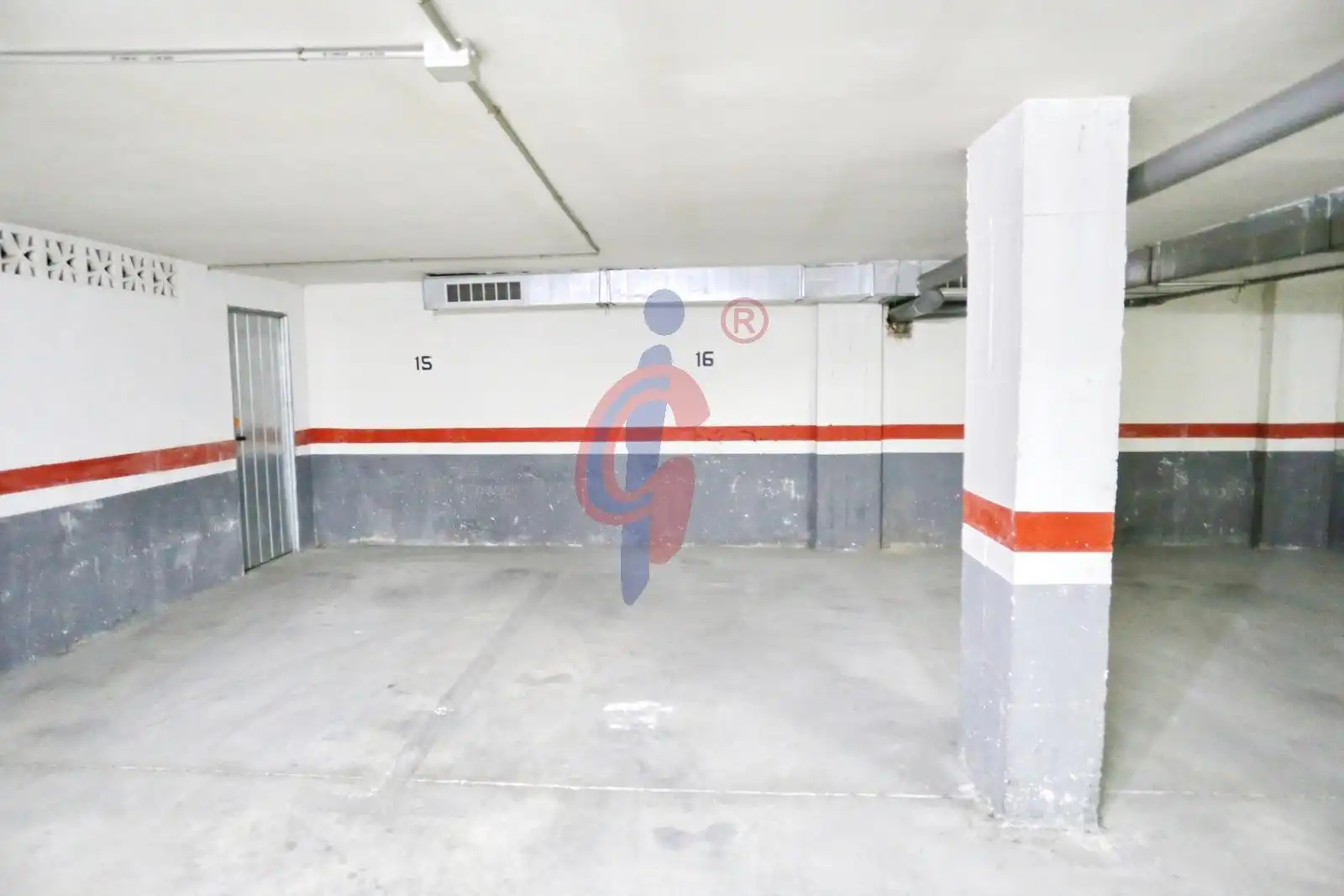 Parkplatz von Garage zum Verkauf in Guardamar del Segura