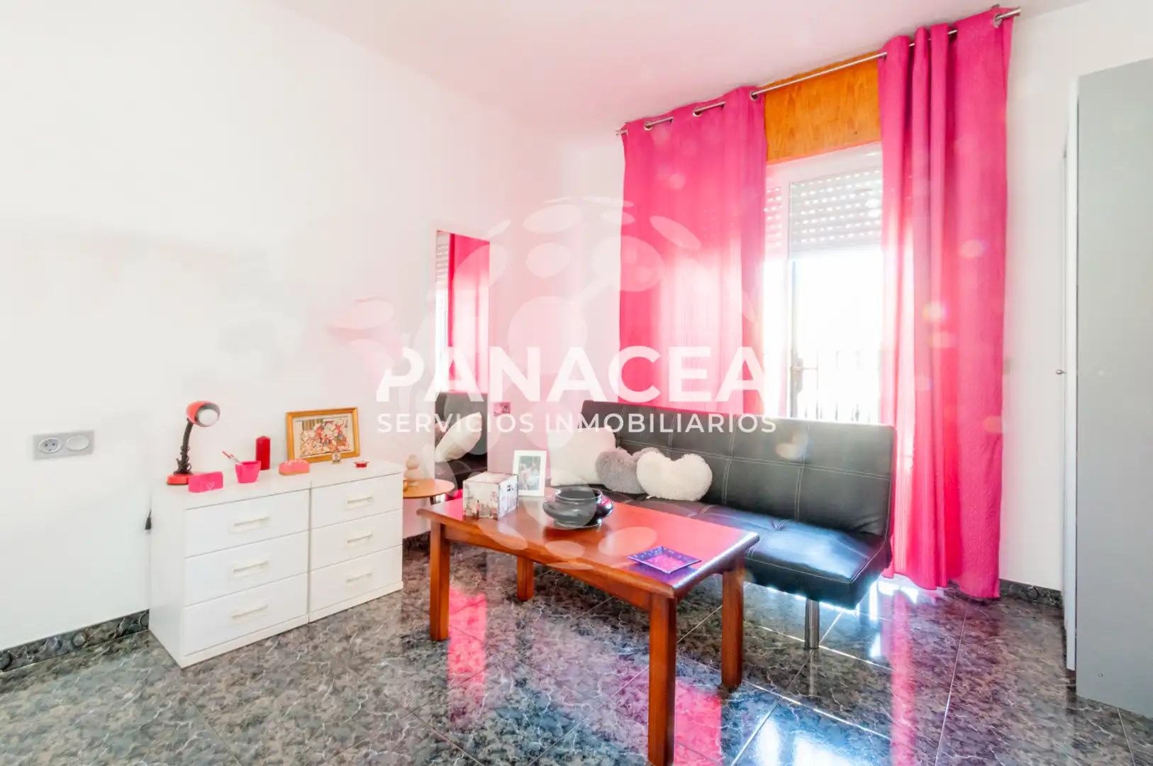 Habitación de Casa adosada en venta en Vícar con Jardín privado, Terraza y Amueblado
