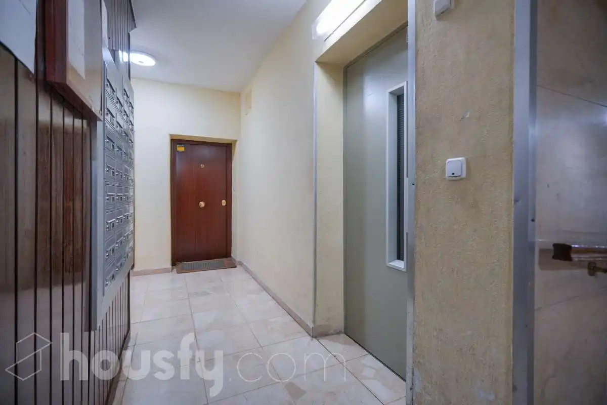 Piso con ascensor en venta en Calle la Chulapona ., imagen 26