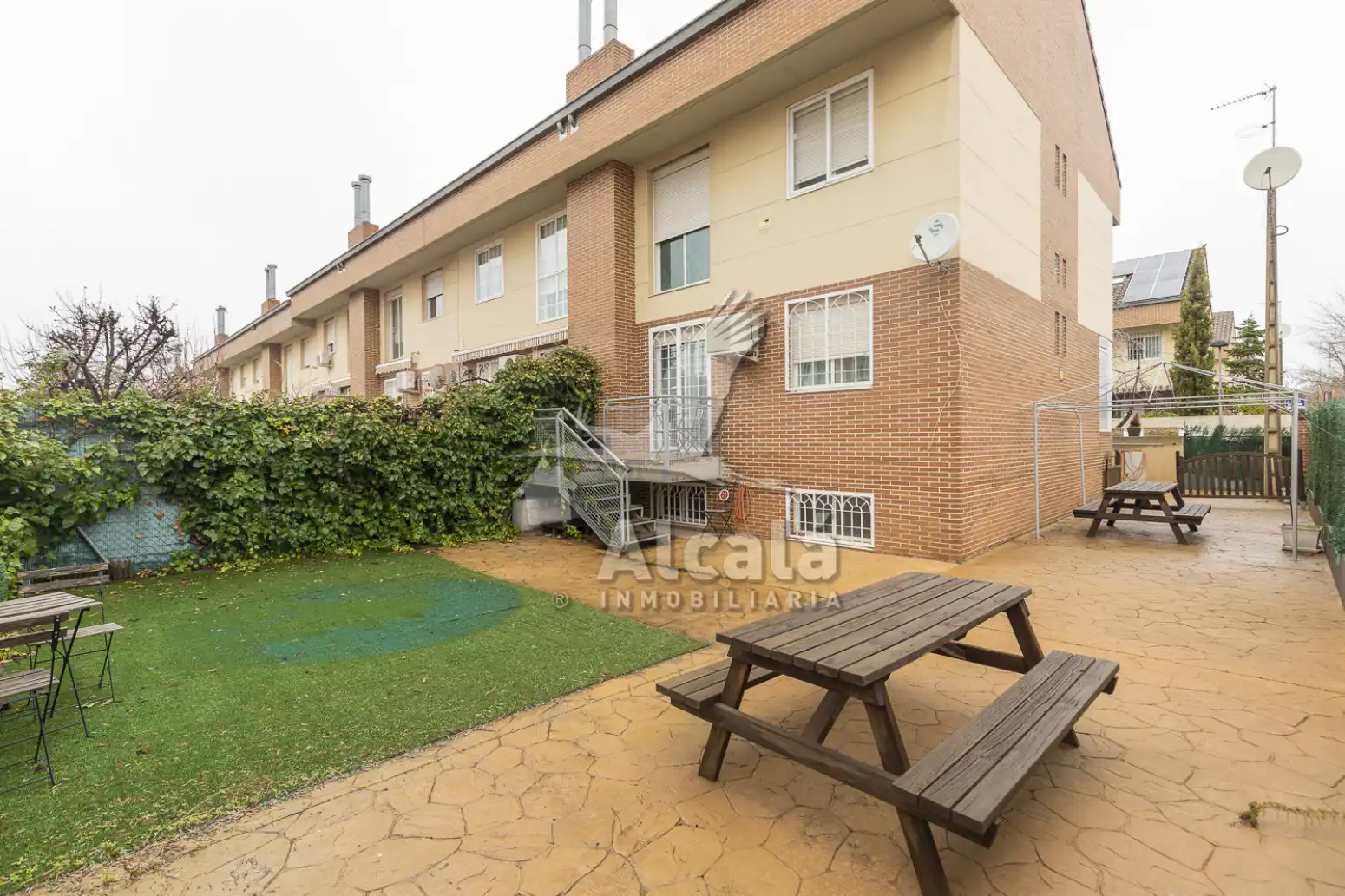 Garten von Einfamilien-Reihenhaus zum Verkauf in Alcalá de Henares mit Heizung und Terrasse