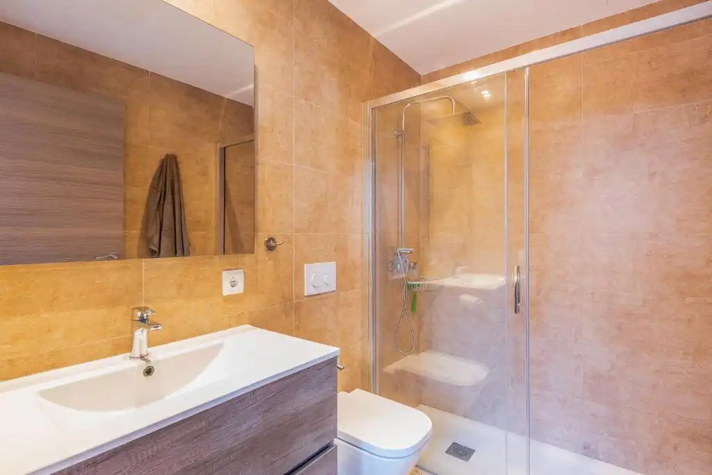 Bany de Casa o xalet en venda en Muro amb Aire condicionat, Jardí privat i Terrassa