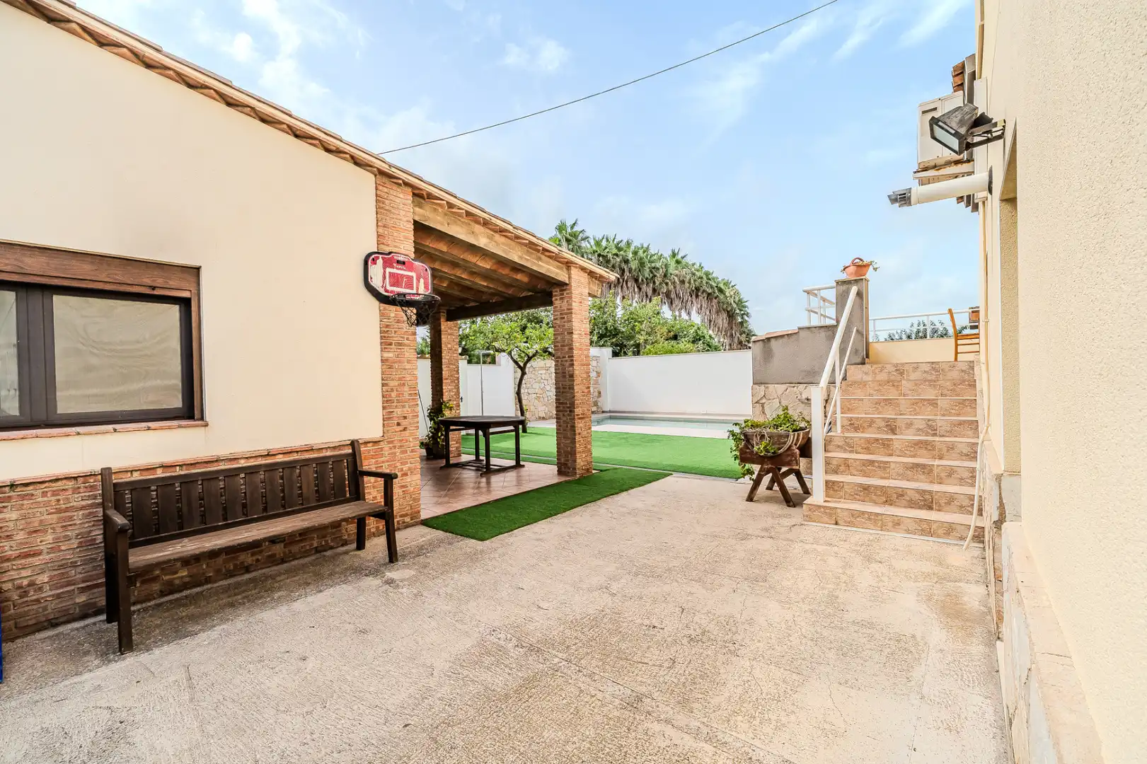 Terrassa de Casa o xalet en venda en Deltebre amb Aire condicionat, Calefacció i Jardí privat