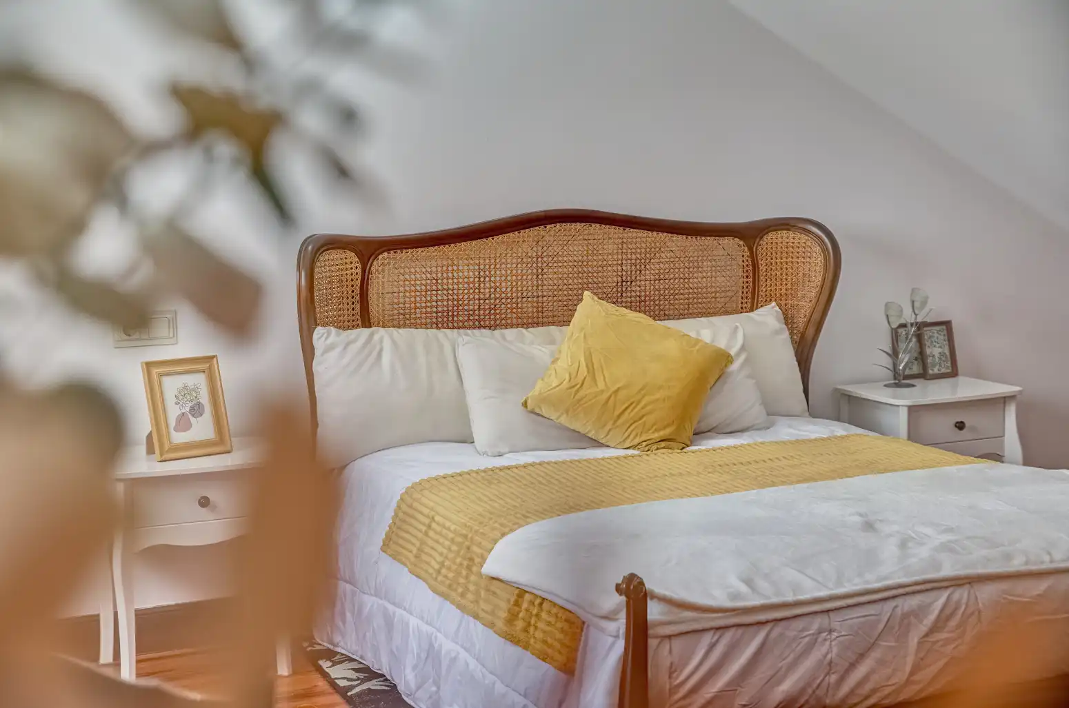Habitación de Ático en venta en  Pamplona / Iruña con Calefacción, Parquet y Balcón
