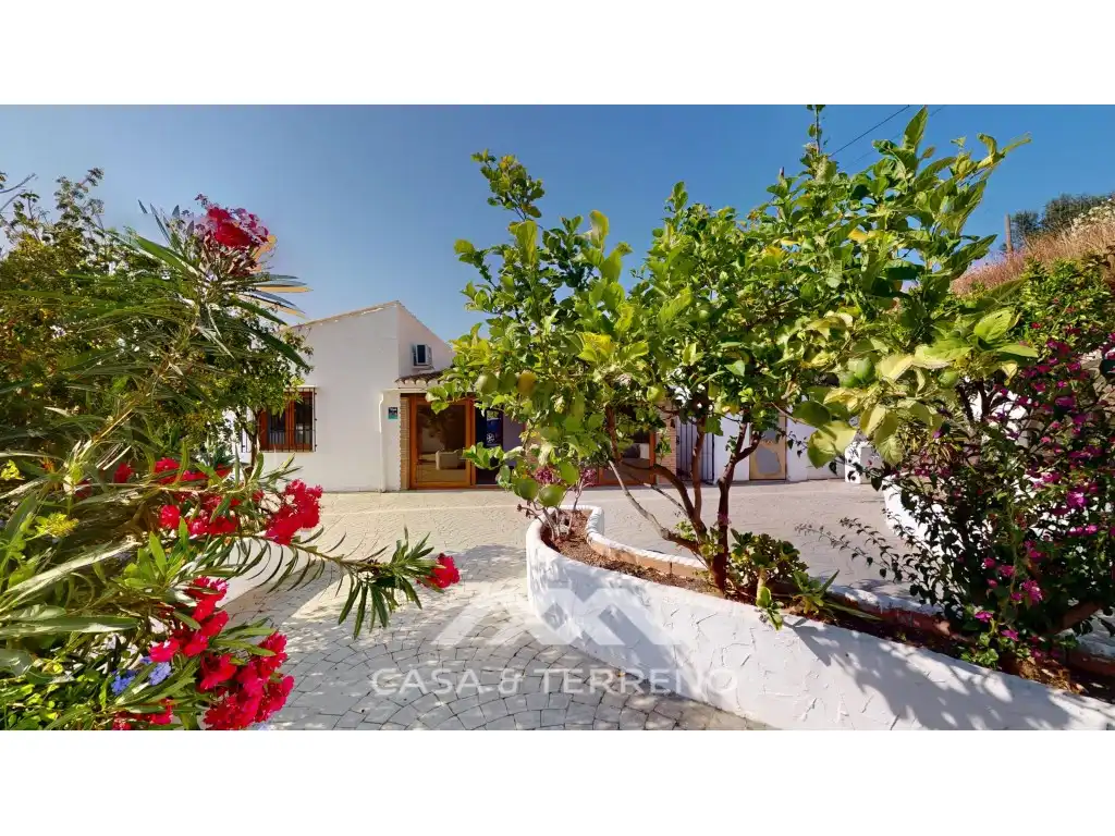 Villa mit Pool zum Verkauf in Urbanizacion Pequeña Axarquia, imagen 4