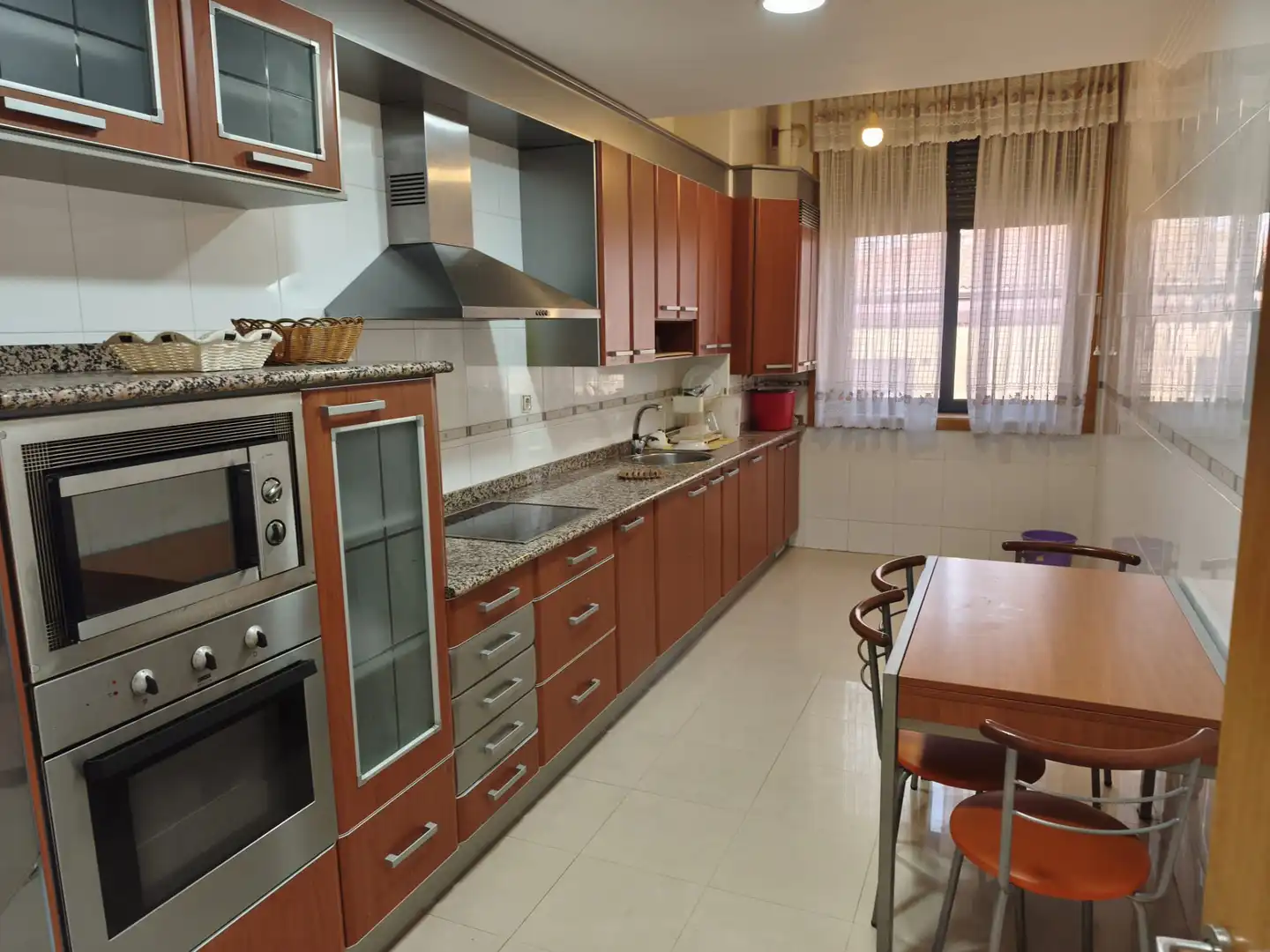 Cocina de Piso en venta en Arévalo con Calefacción, Terraza y Amueblado