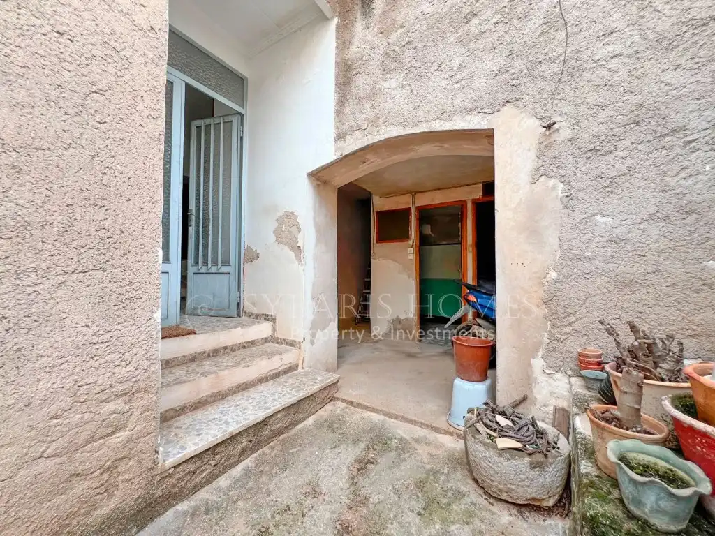 House for sale in Calle Mata Florida, imagen 2