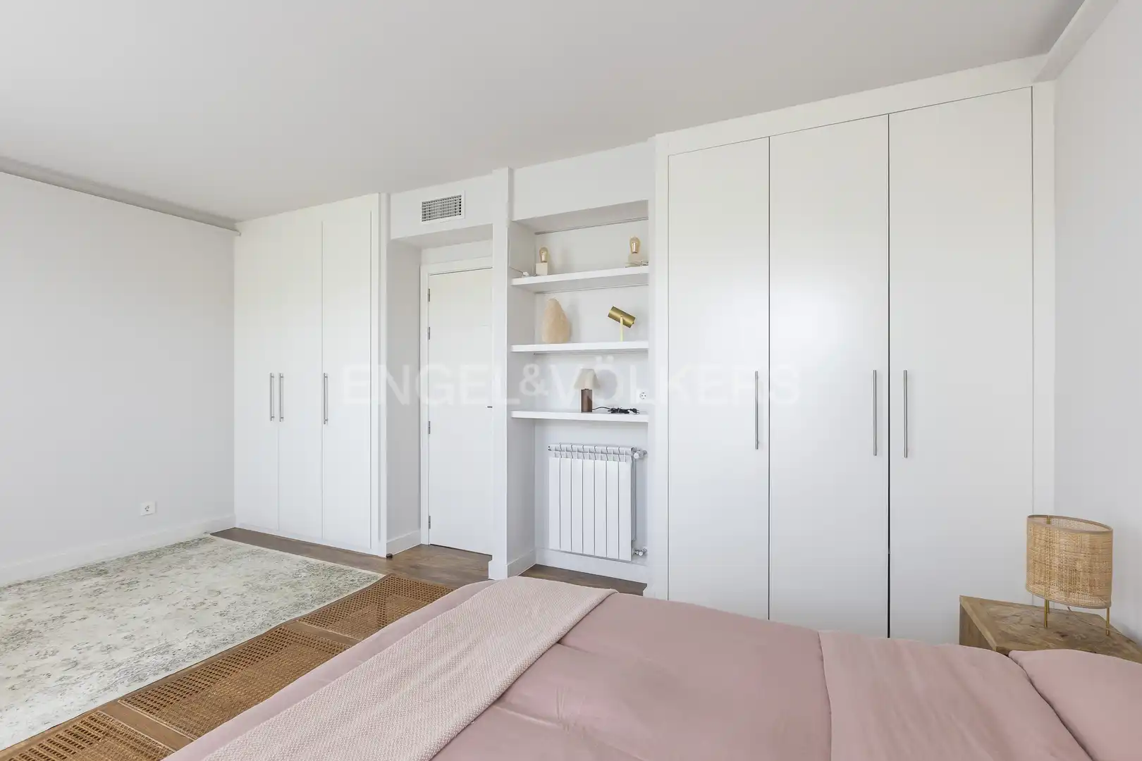 Bedroom of Flat for rent in La Moraleja  with Air Conditioner, Heating and Private garden