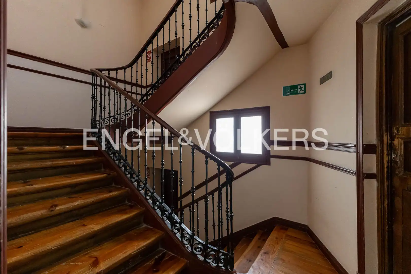 Piso en venta en Madrid con Aire acondicionado, Calefacción y Balcón
