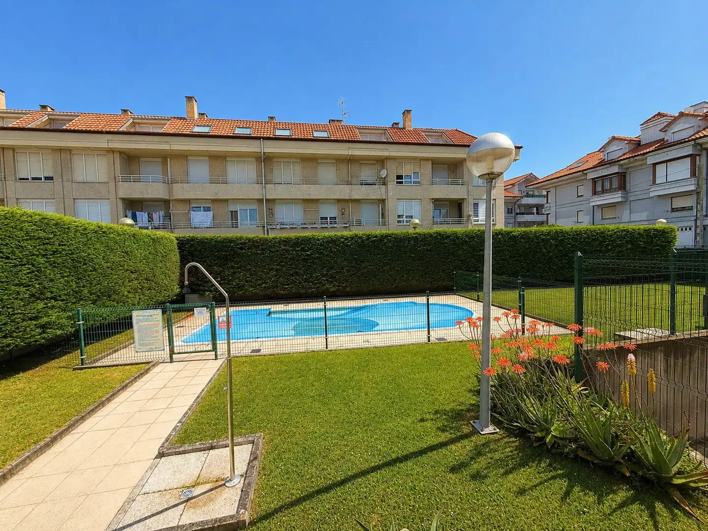 Swimming pool of Flat for sale in Bareyo  with Heating, Parquet flooring and Terrace