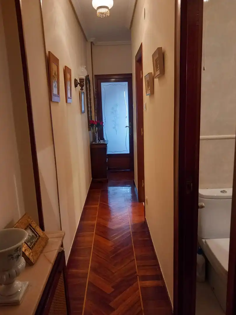 Piso en venta en Torrelavega  con Calefacción, Terraza y Trastero