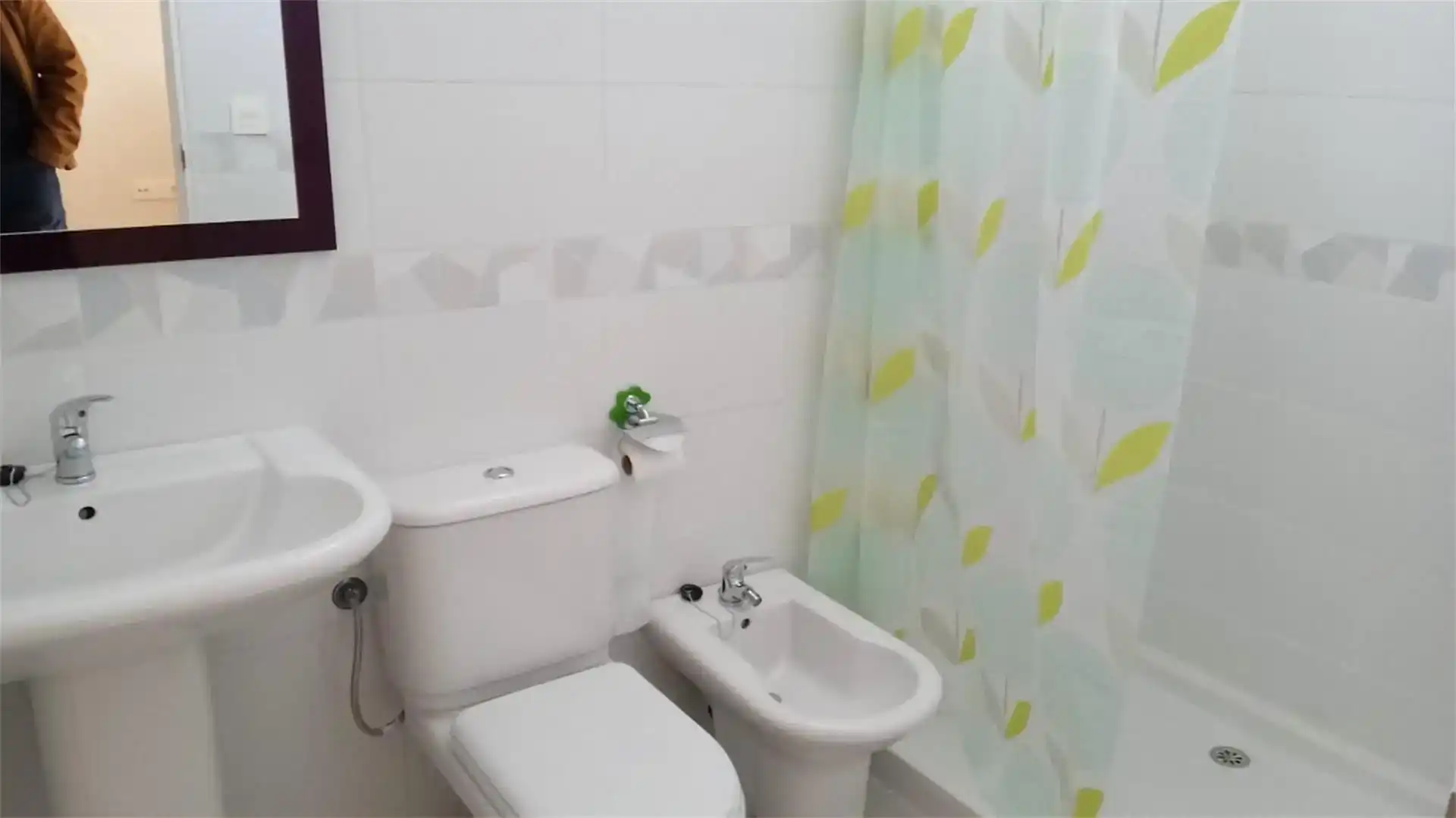 Badezimmer von Wohnung zur Miete in Armilla