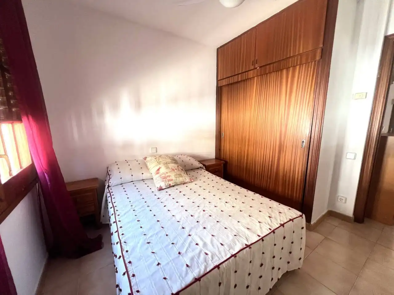 Habitación de Casa adosada en venta en Arenys de Mar con Calefacción y Terraza