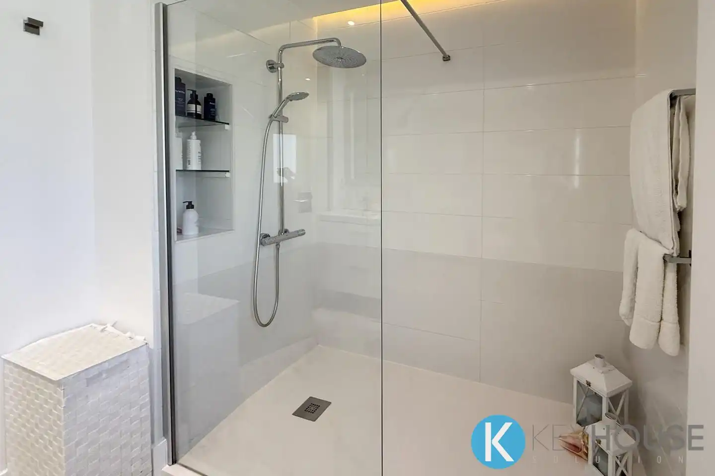 Flat with pool for sale in Calle de José Rodríguez Pinilla, imagen 27