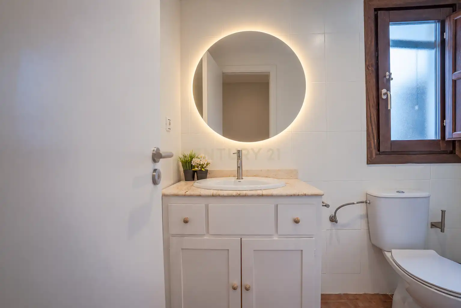 Badezimmer von Wohnung zur Miete in Centro