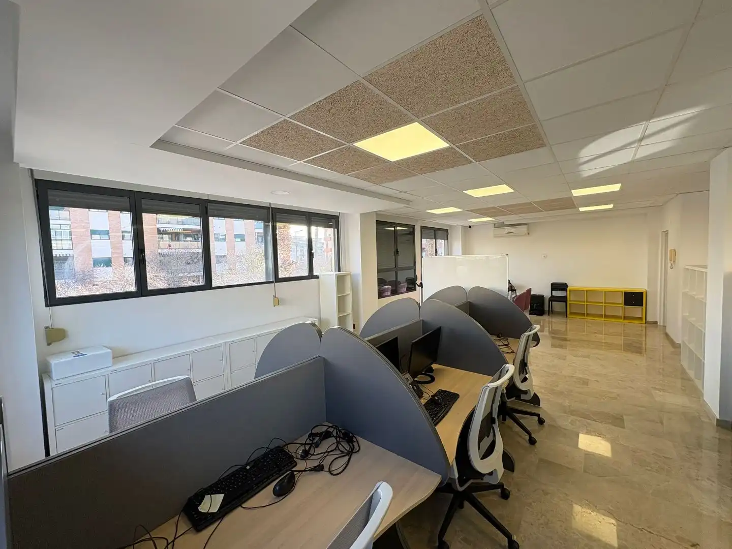 Oficina de alquiler en Paterna con Aire acondicionado, Calefacción y Terraza