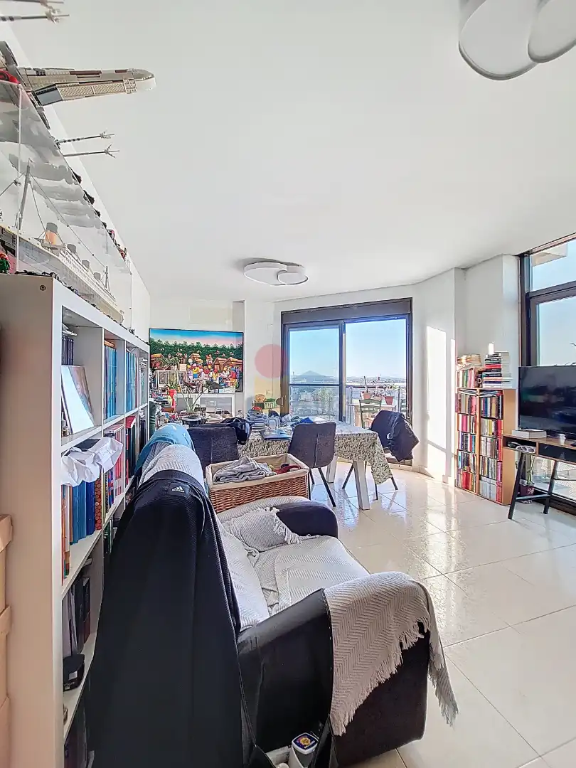 Wohnzimmer von Wohnung zum Verkauf in Silla mit Klimaanlage, Abstellraum und Balkon