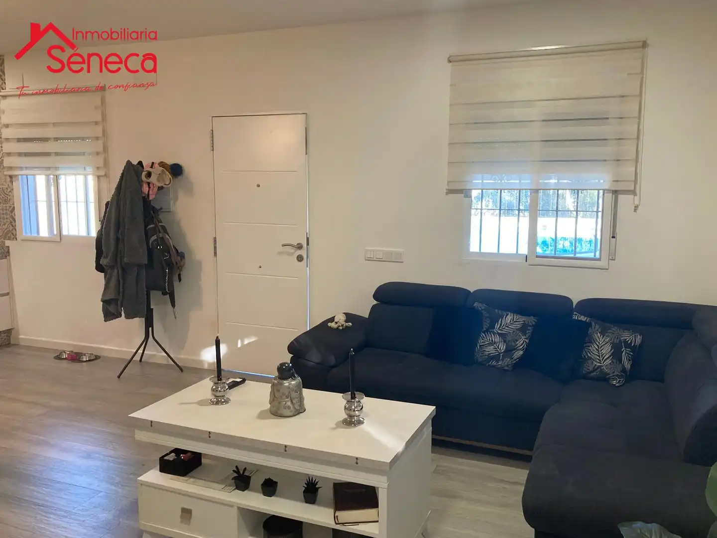Sala d'estar de Casa o xalet en venda en Almodóvar del Río amb Aire condicionat, Calefacció i Piscina