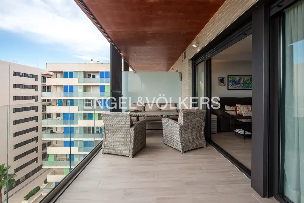 Terrasse von Wohnung zum Verkauf in Vinaròs mit Klimaanlage, Heizung und Privatgarten