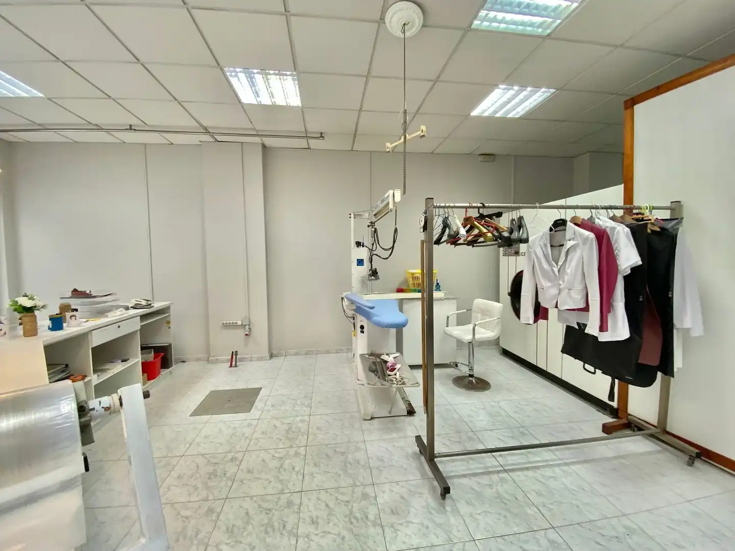 Local de alquiler en Arteixo con Calefacción y Amueblado