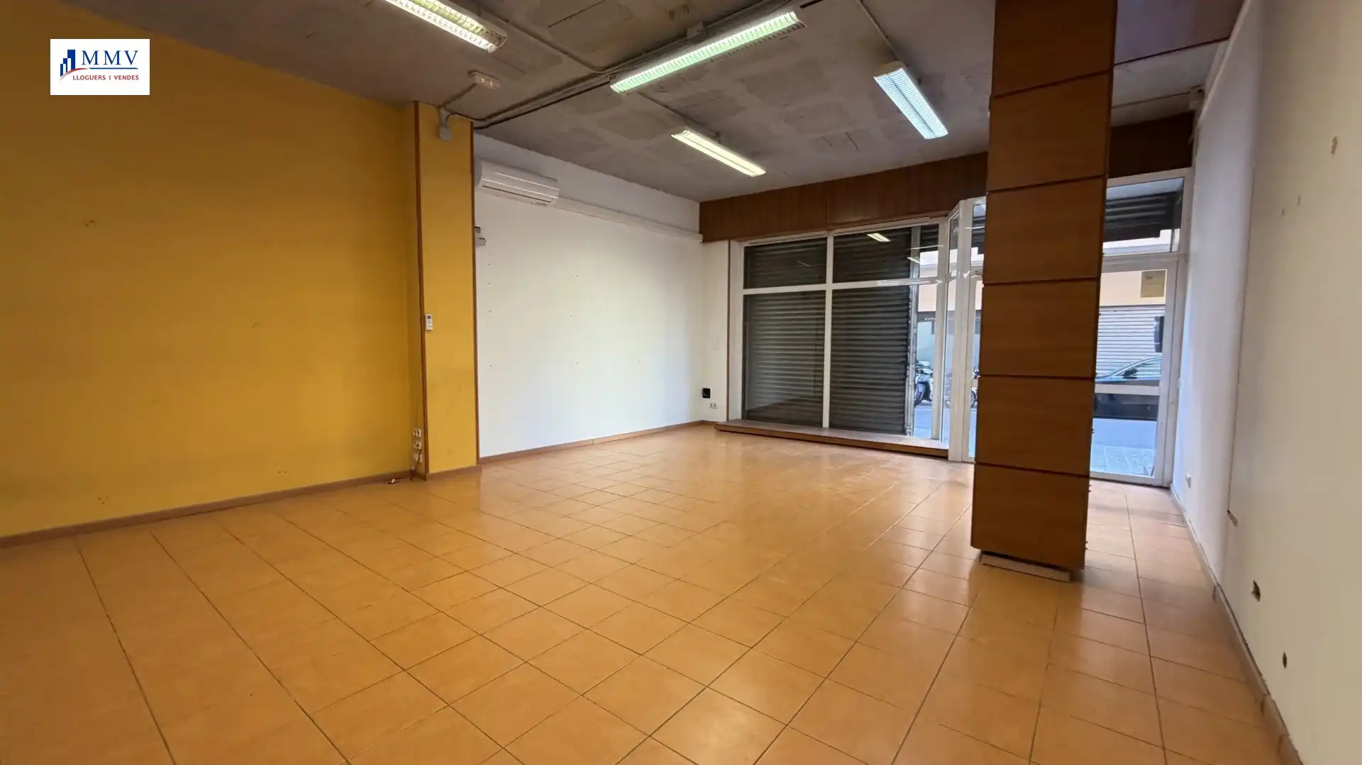 Local comercial en venda a Avinguda Joan Carles I