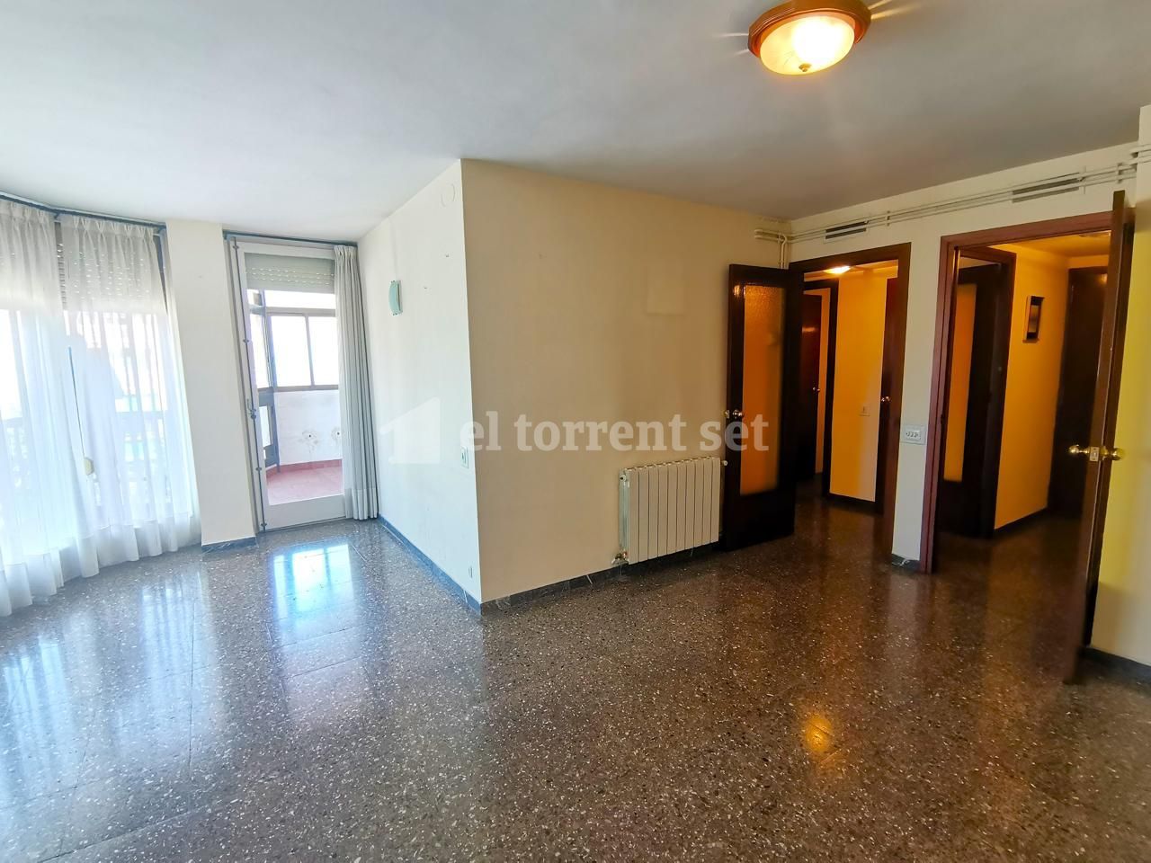 Vista exterior de Piso en venta en Mataró con Calefacción, Terraza y Balcón