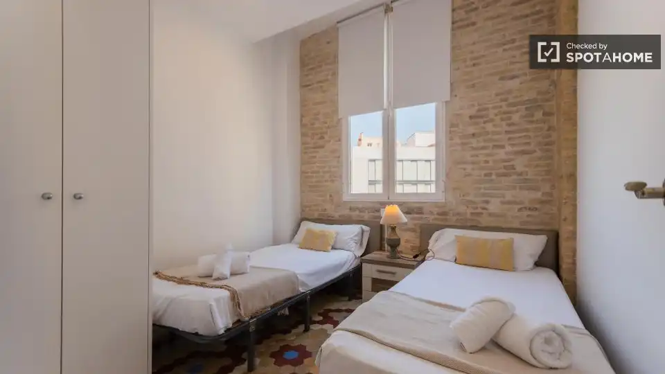 Appartamento con terrazza in affitto a Ciutat Vella, imagen 11