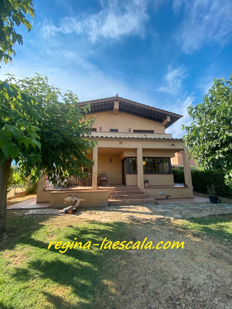 Exterior view of Houses for sale in Canet d'Adri  with Air Conditioner, Heating and Private garden