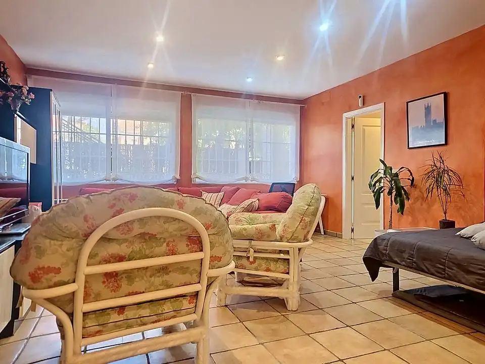 Sala de estar de Casa o chalet en venta en Aranjuez con Aire acondicionado, Calefacción y Jardín privado