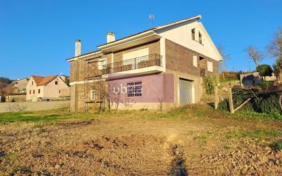 Casa o xalet en venda en Pazos de Borbén amb Calefacció, Jardí privat i Terrassa