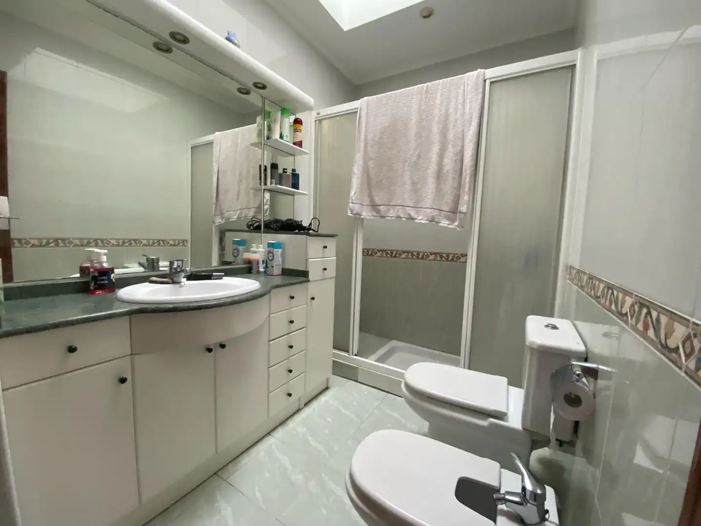 Baño de Casa adosada en venta en Durango con Calefacción, Jardín privado y Parquet