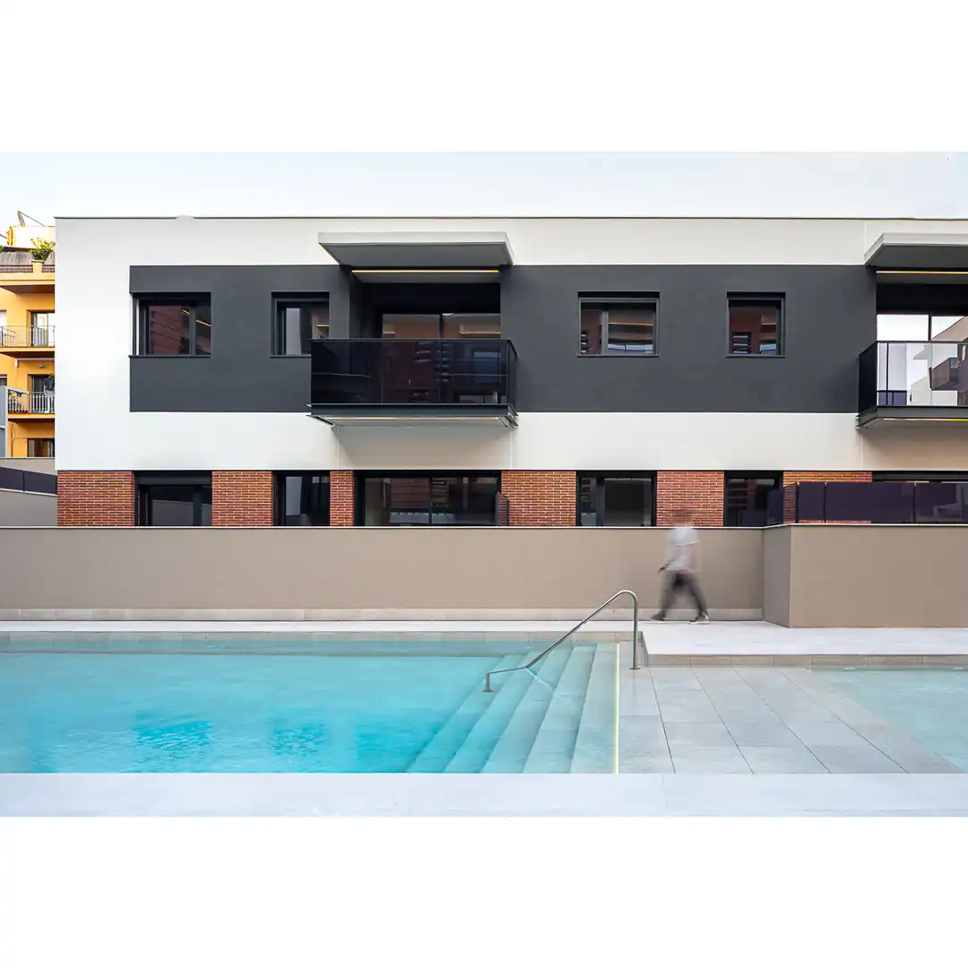 Vista exterior de Planta baja en venta en Granollers con Aire acondicionado, Calefacción y Jardín privado