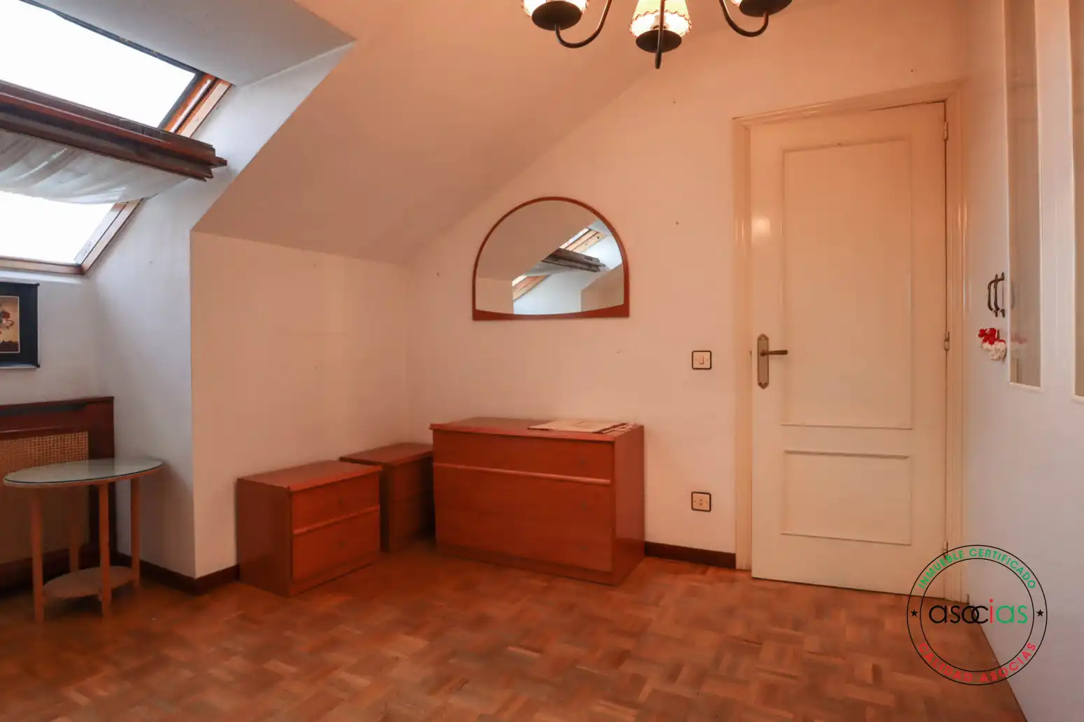 Pis en venda en Siero amb Calefacció, Parquet i Moblat