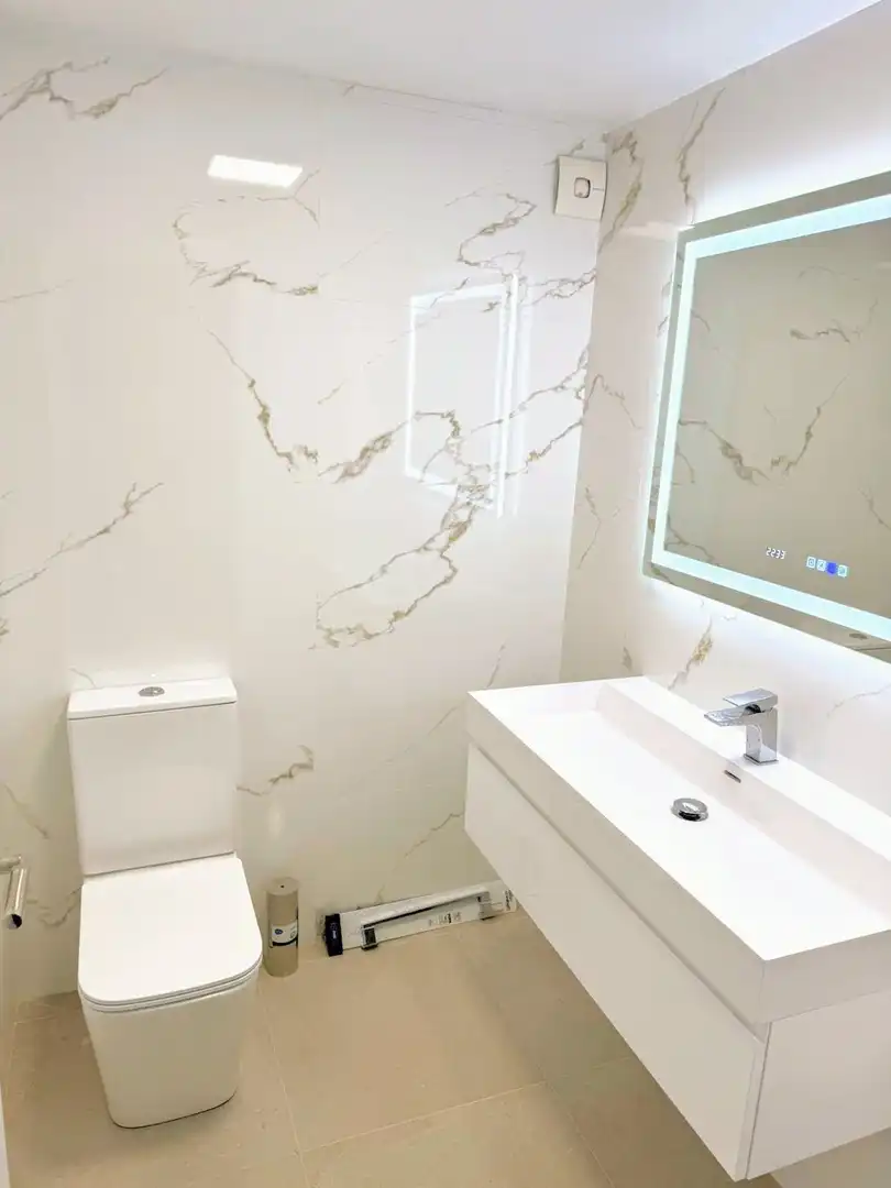 Baño de Ático en venta en Mijas con Aire acondicionado, Calefacción y Terraza