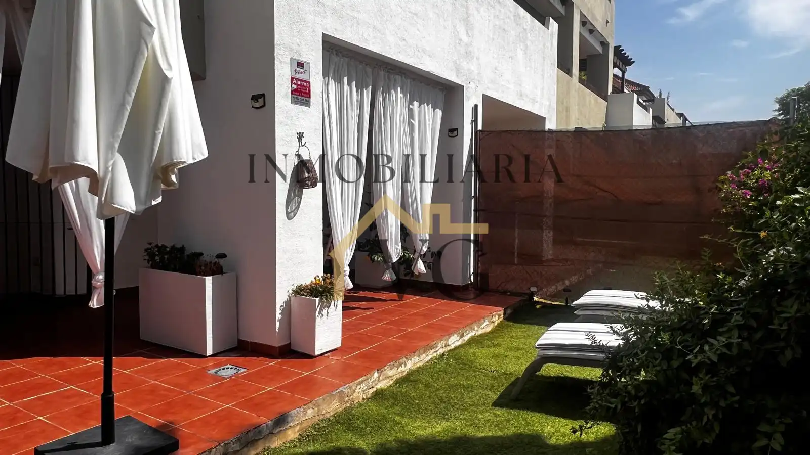 Terrace of Flat for sale in Guillena  with Parquet flooring, Storage room and Swimming Pool