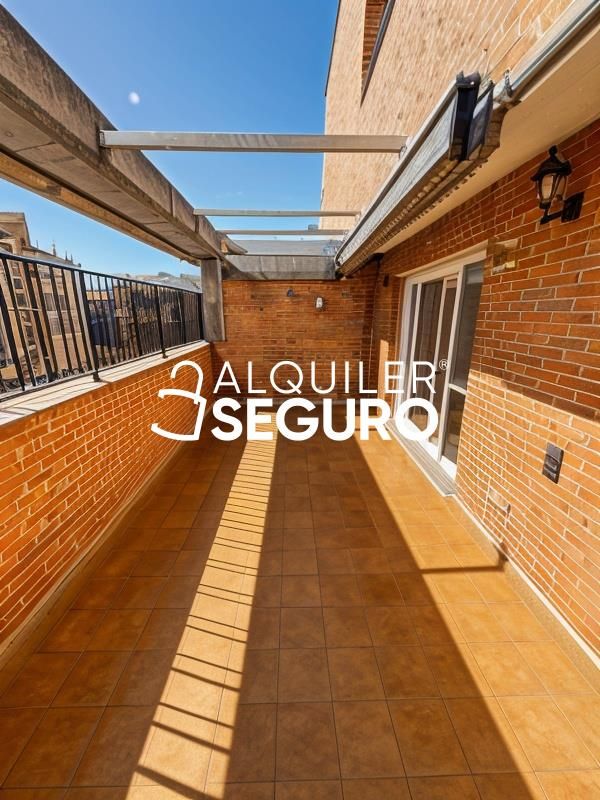 Terrace of Attic to rent in  Madrid Capital  with Air Conditioner, Heating and Terrace