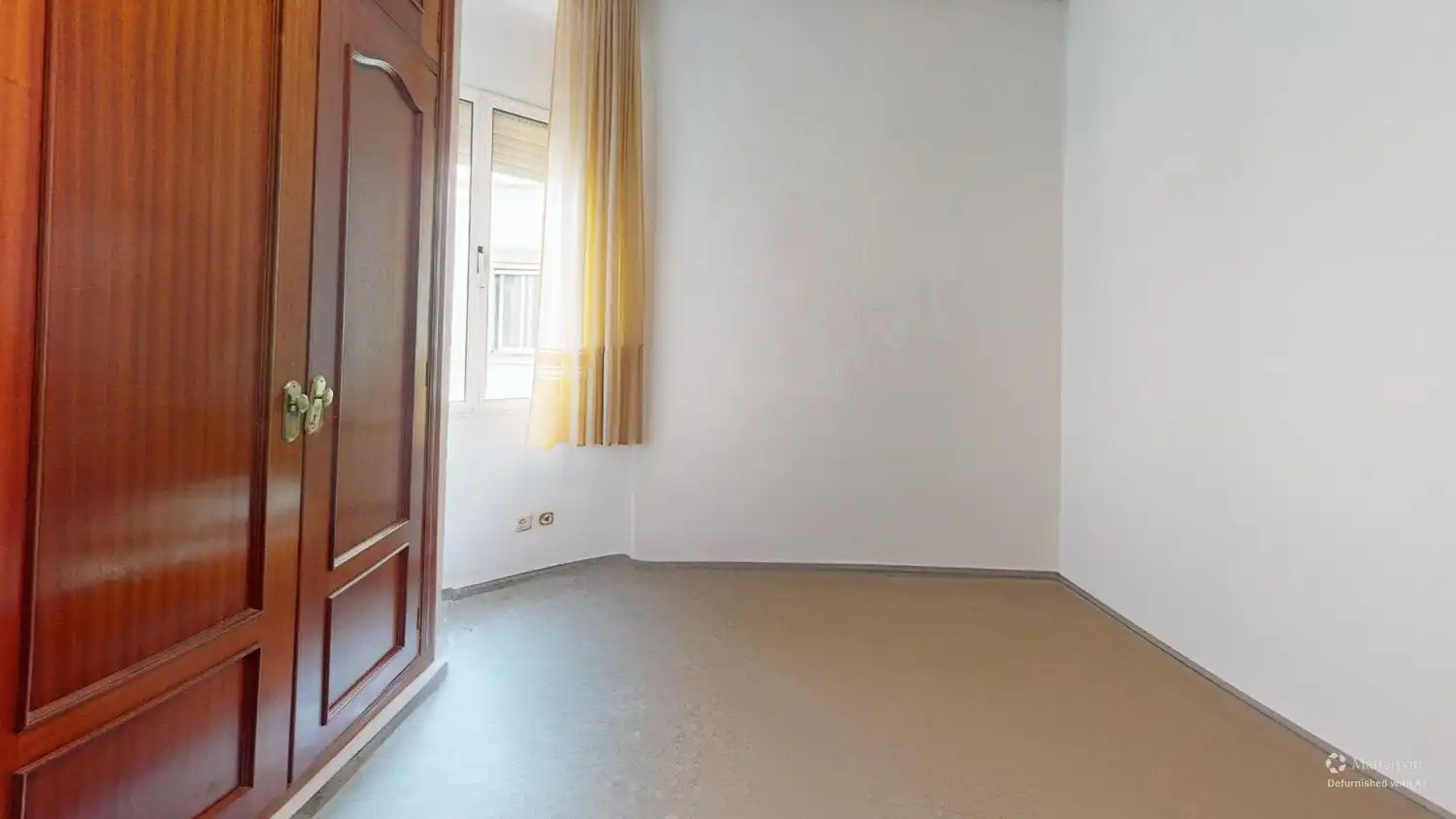 Bedroom of Flat for sale in Sevilla  with Air Conditioner, Terrace and Storage room