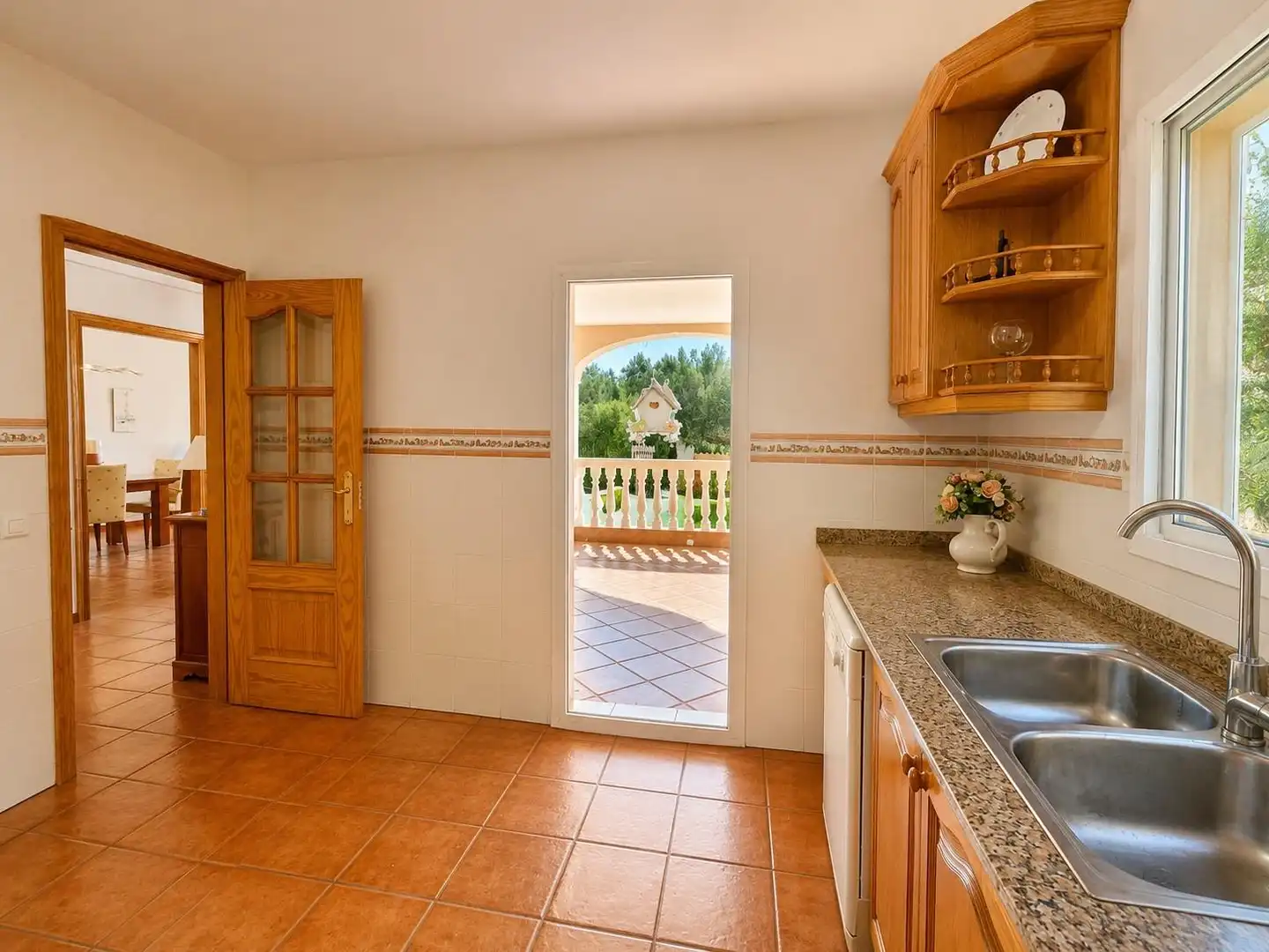 Cuina de Casa o xalet en venda en Oropesa del Mar / Orpesa amb Aire condicionat, Calefacció i Jardí privat