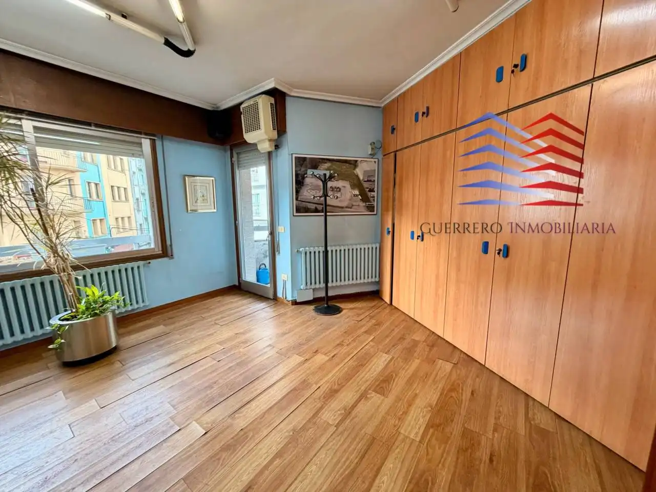 Piso en venta en Ourense Capital  con Calefacción, Trastero y Balcón