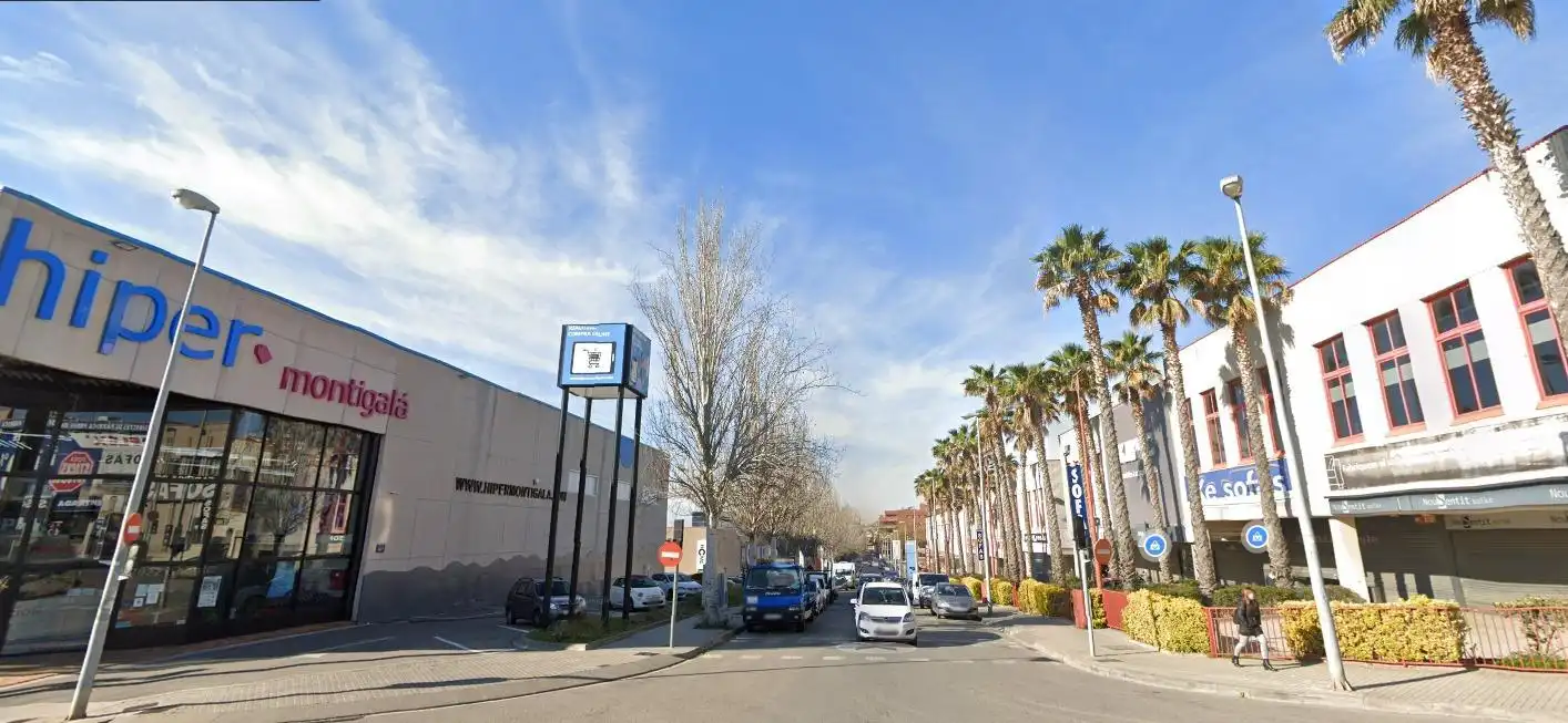 Exterior view of Industrial buildings for rent in Badalona